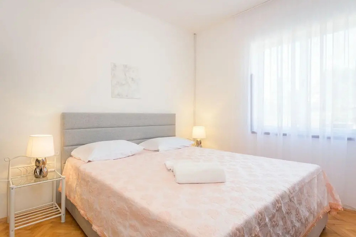 Maris Pula in Pula With 2 Bedrooms and 1 5 Bathrooms