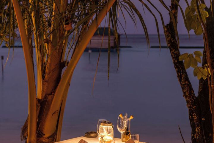 Dining 48 of 122