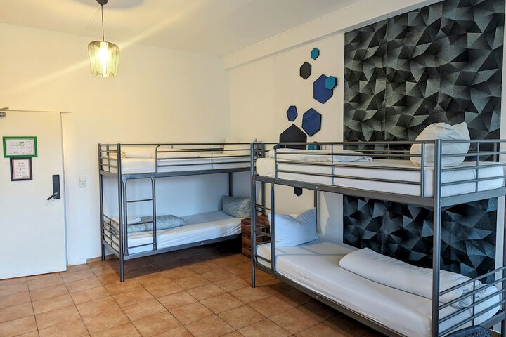 Room 71 of 150