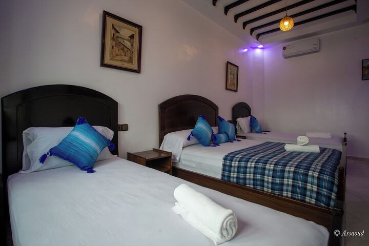 Room 45 of 87