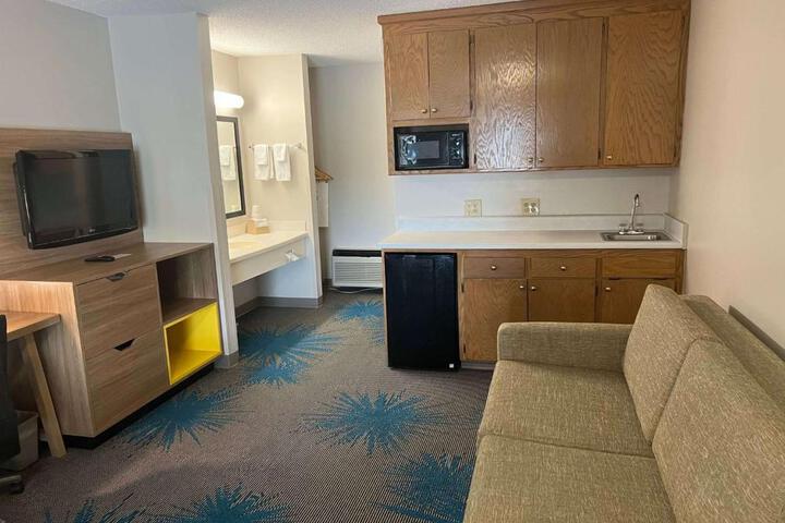 2 Double Beds Deluxe Studio Suite (4 of 4)