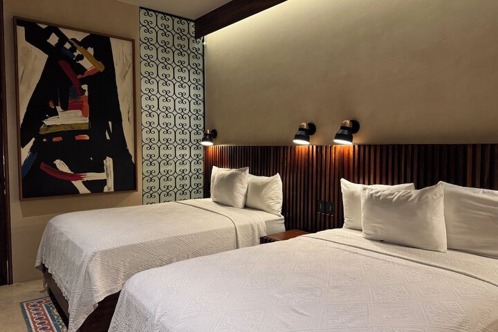 Room 26 of 160