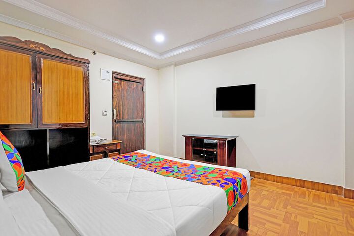 Room 17 of 30
