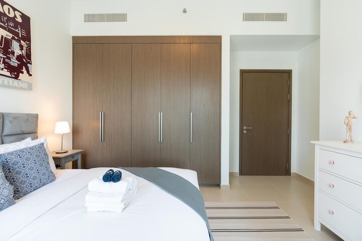 Burj Vista Tower Ease by Emaar