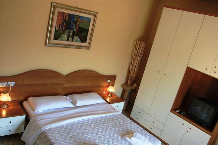 SEI a ROMA ACCOMODATION