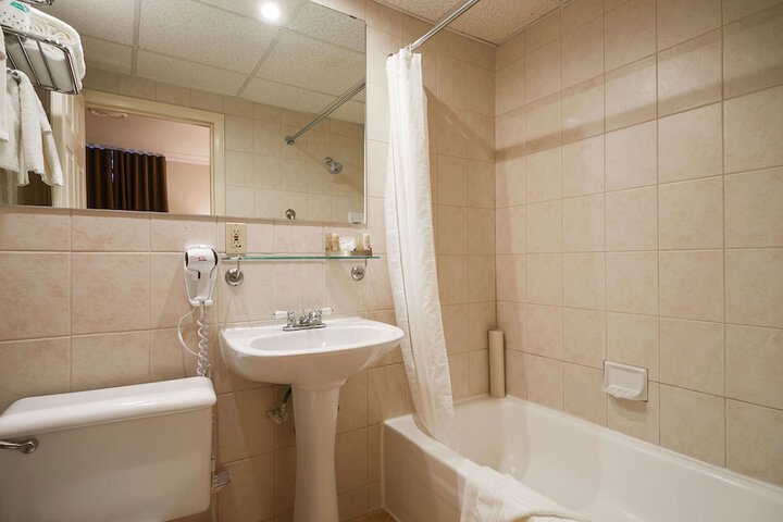 Clean Restrooms