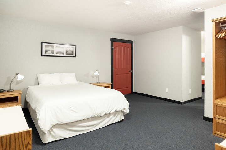 Room 8 of 56