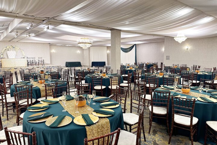 Banquet hall
