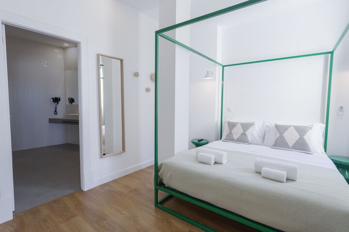 Room 5 of 71