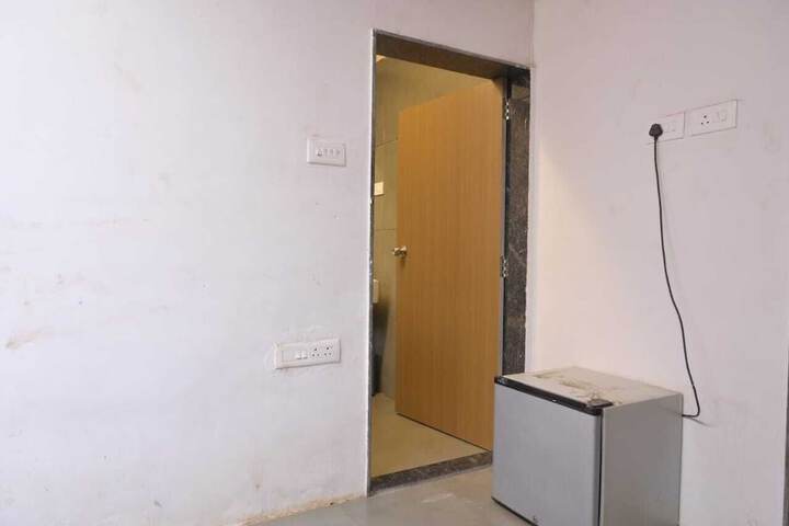 Room 18 of 49