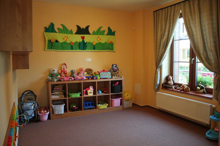 Childrens Activities 40 of 70