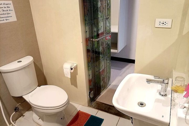 Room 21 of 36