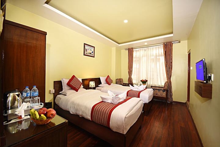 Room 6 of 43