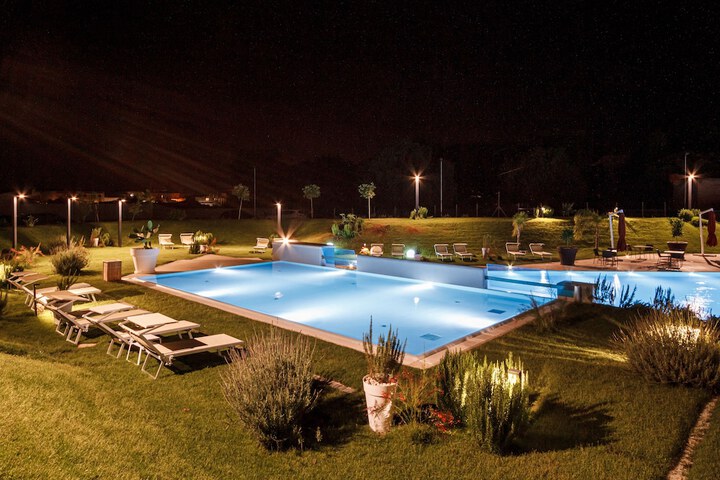 Pool 57 of 105