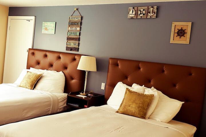 Double Deluxe 2 Queen Beds (4 of 13)