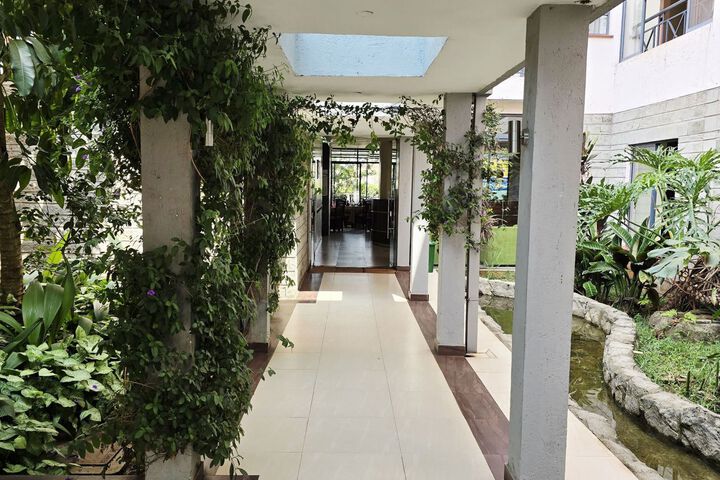Hotel 9 of 34