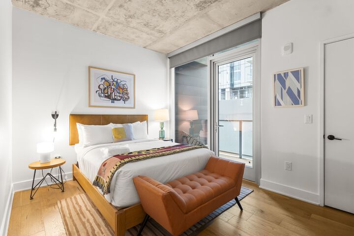 Room 135 of 860