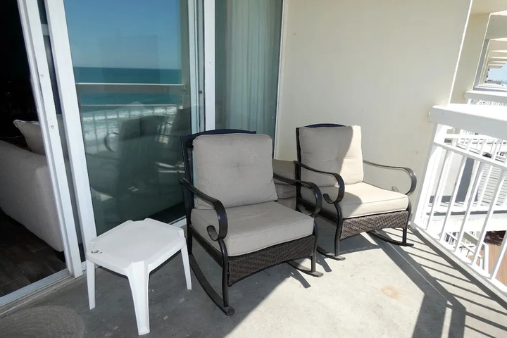 Terrace/Patio 5 of 11