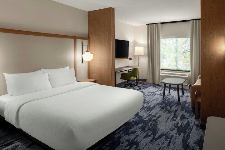 Room 10 of 22