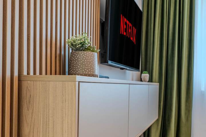 Room 69 of 653