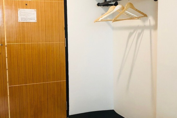 Room 28 of 70