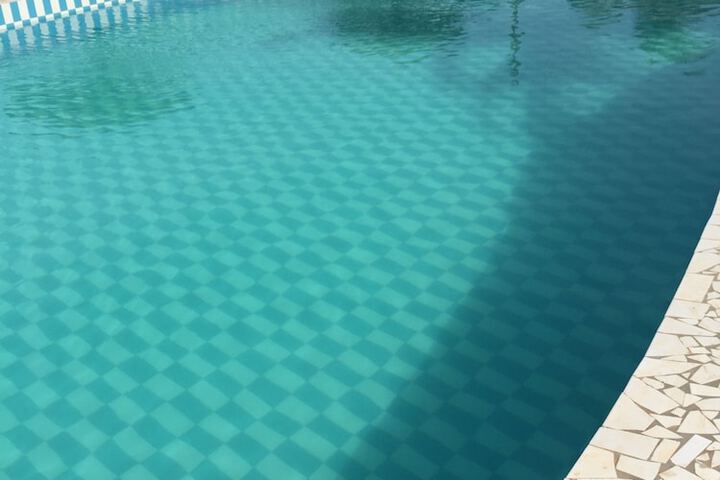 Pool 18 of 24