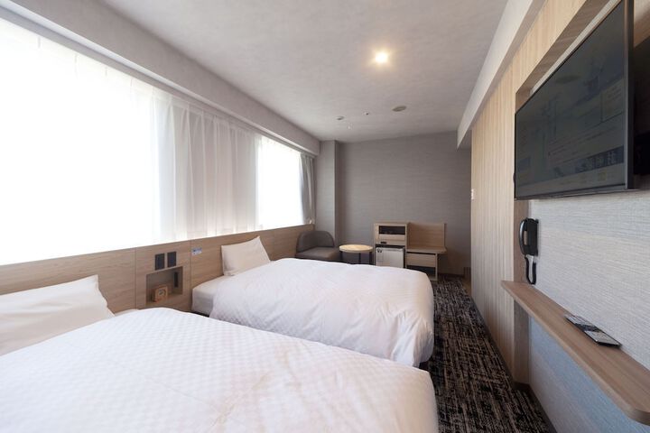 Room 8 of 39