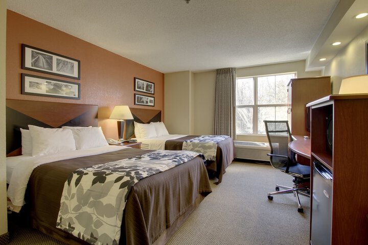 2 Double Beds (7 of 11)