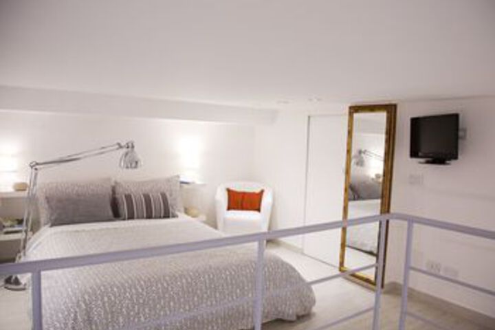Room 13 of 26