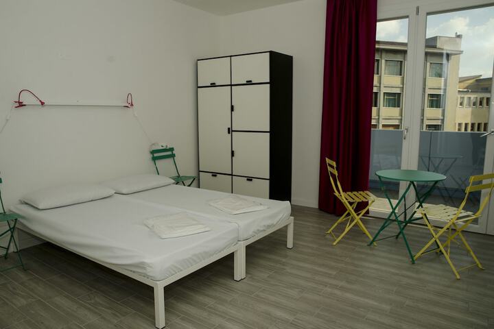 Room 17 of 64