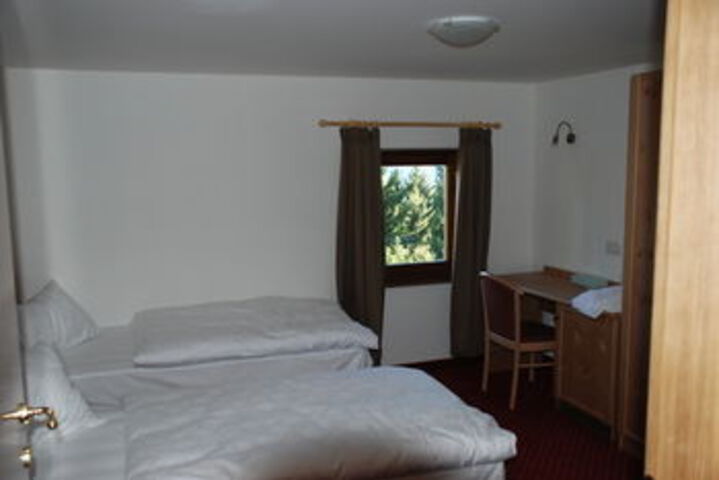 Room 18 of 30