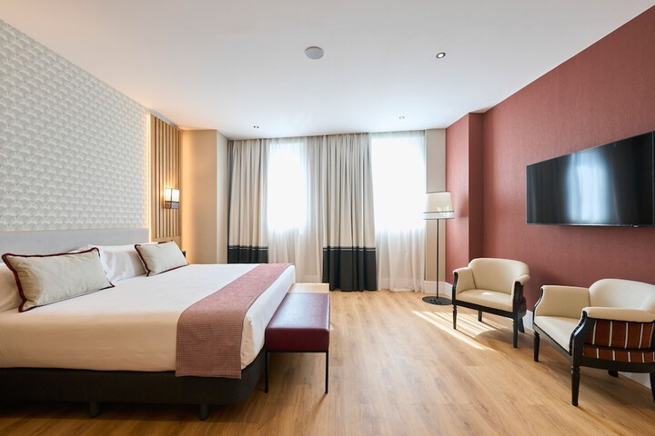 Room 28 of 116