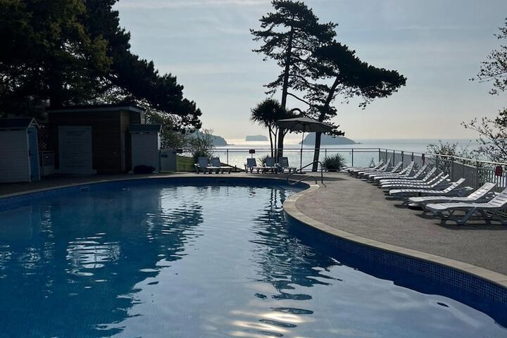 Pool 47 of 70