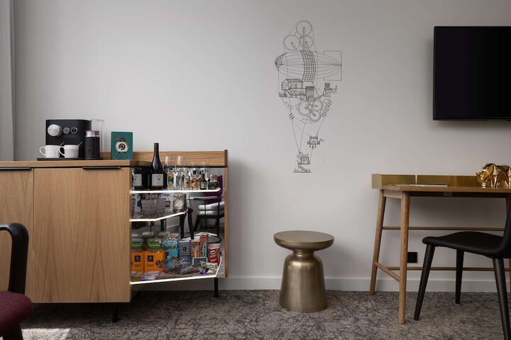 Room 21 of 60