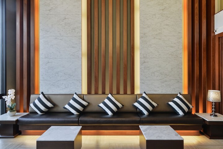 Hotel Interior 5 of 108