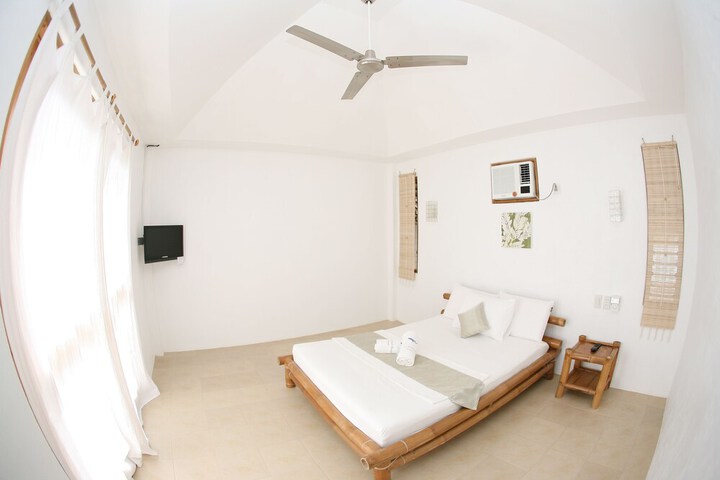 Room 5 of 47