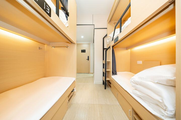 Room 2 of 21