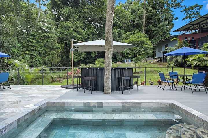 Pool 322 of 391