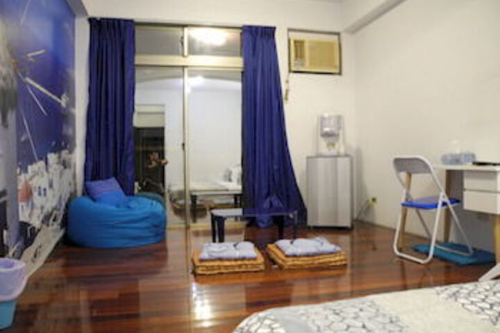 Room 19 of 43