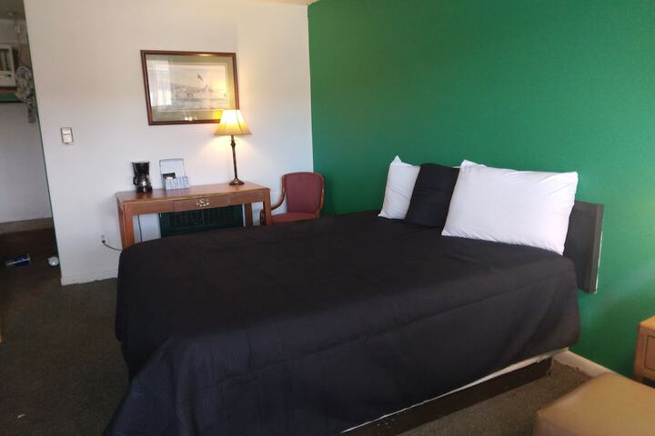 Room 20 of 64