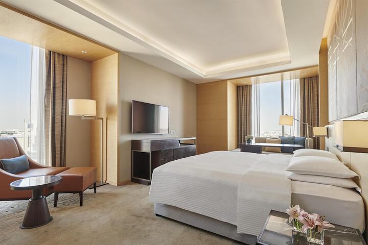 Room 47 of 146