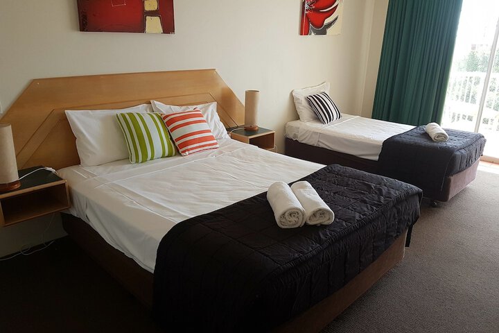 Room 16 of 136