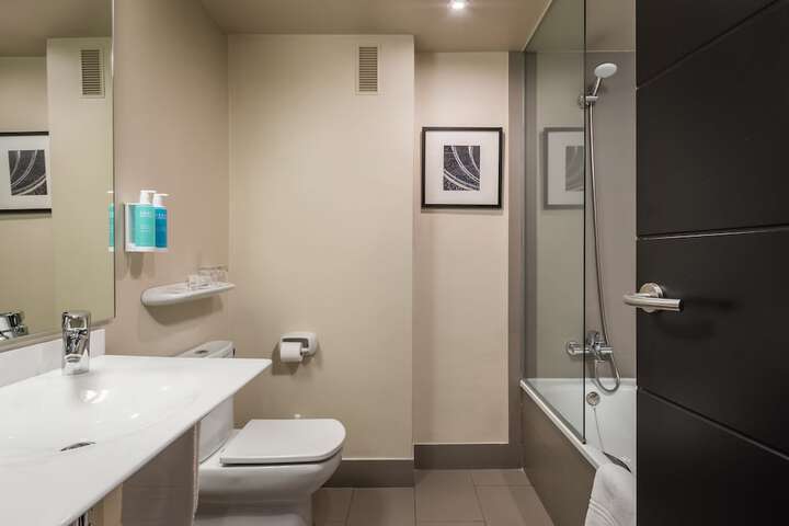 Room 20 of 42
