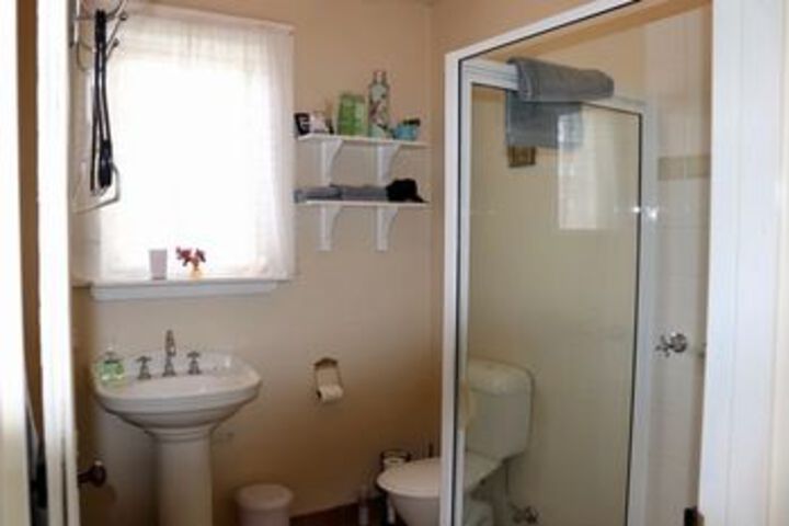 Room 15 of 89