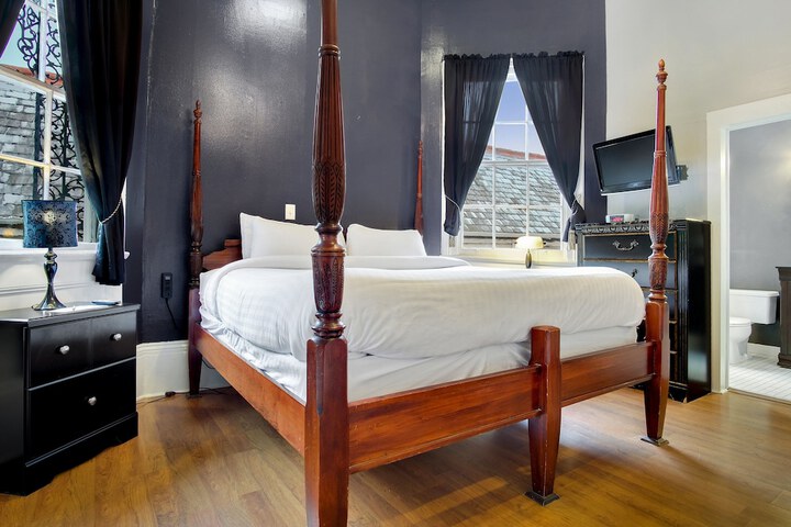 Room 17 of 69
