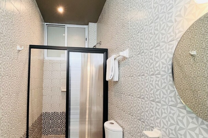 Room 18 of 23