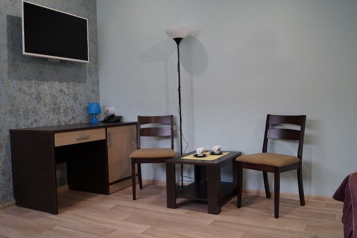 Room 23 of 48