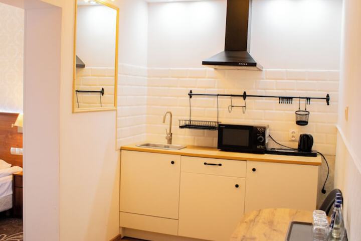 Room 6 of 60