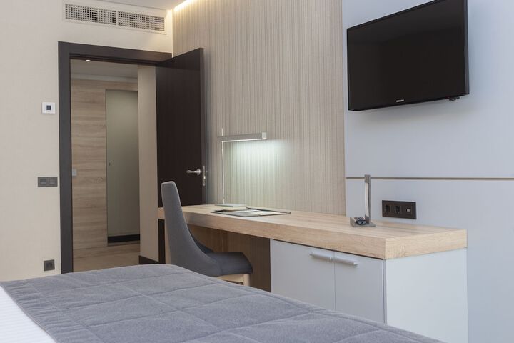 Room 17 of 81