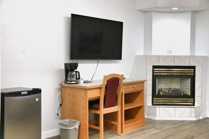 Room 2 of 48